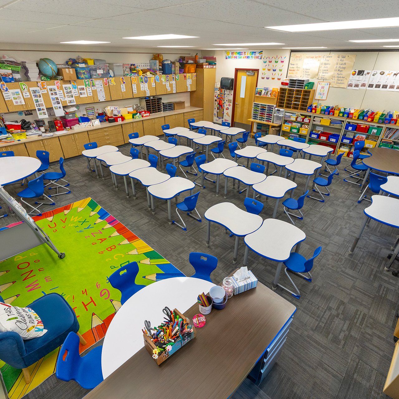 Learning Round Table Active Collaborative Learning Table - Half Round | AmTab | Modern ...