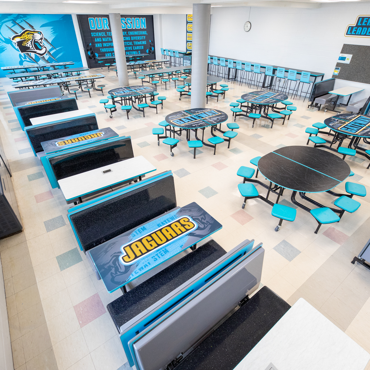 Mobile Folding Booth Seating - Rectangle | AmTab | Modern Popular Fun